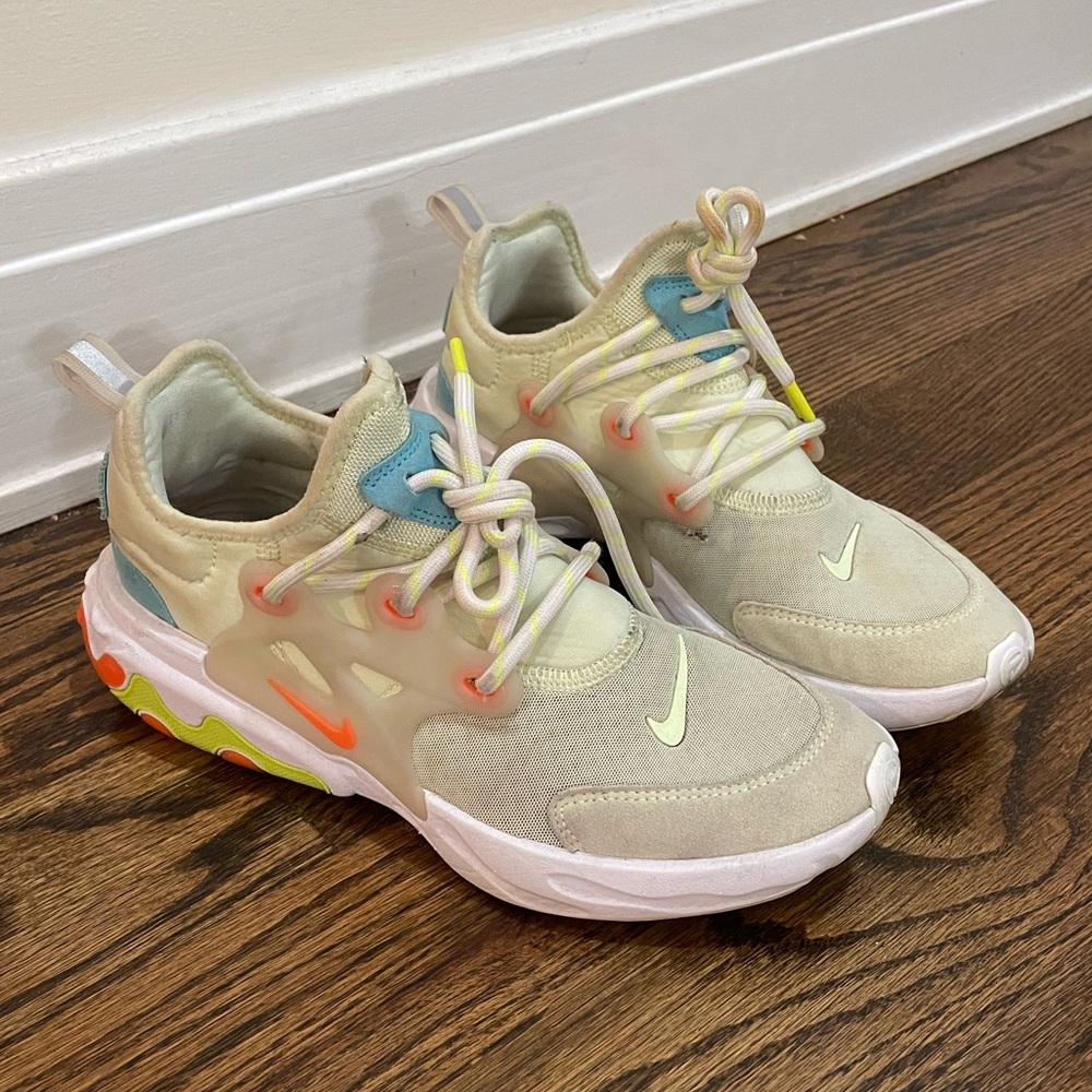 Nike React Presto tennis shoes/ Neon